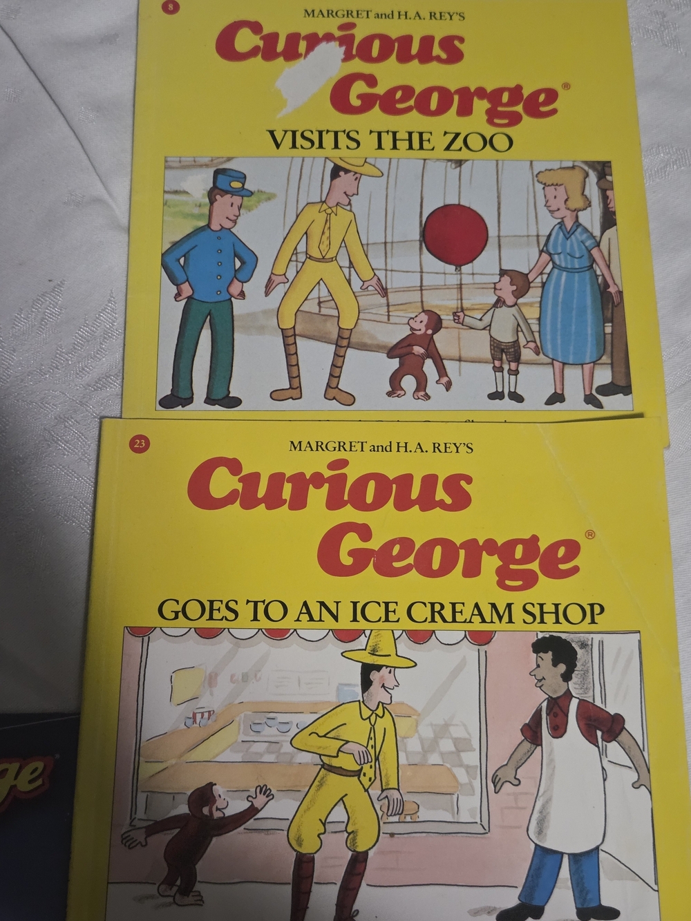 Lot Of 4 Children's Books Curious George Very Nice!
